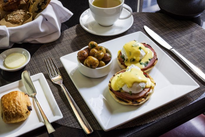 eggs-benedict
