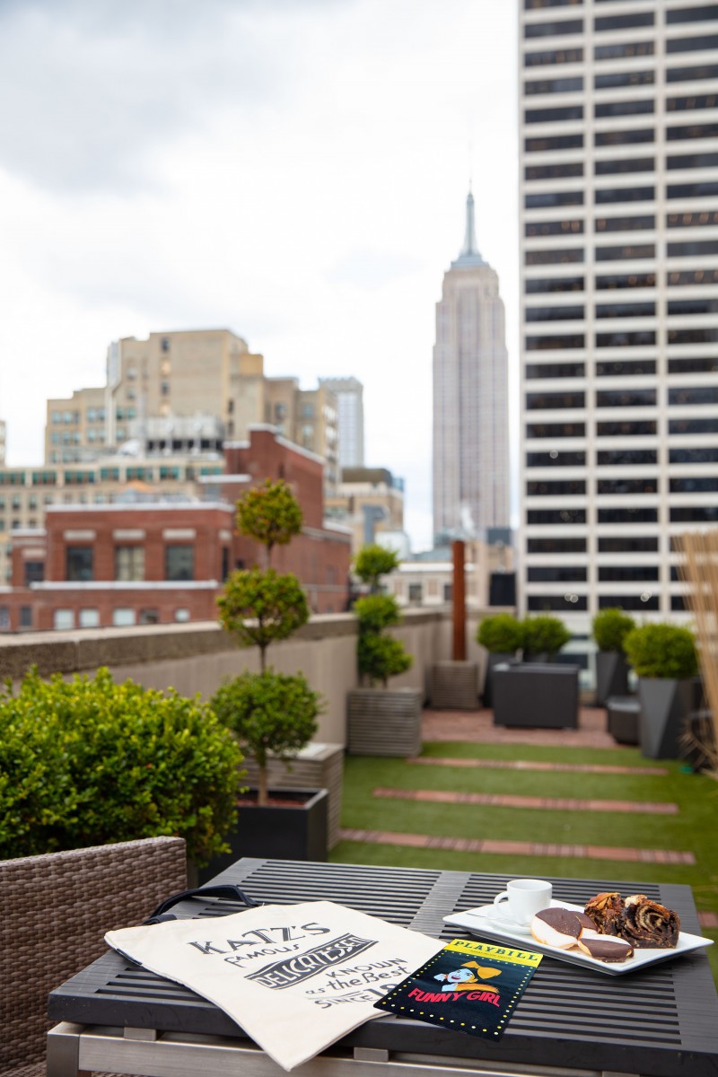 Photo of the hotel Sofitel New York: Funnysuitedetails25 top tote