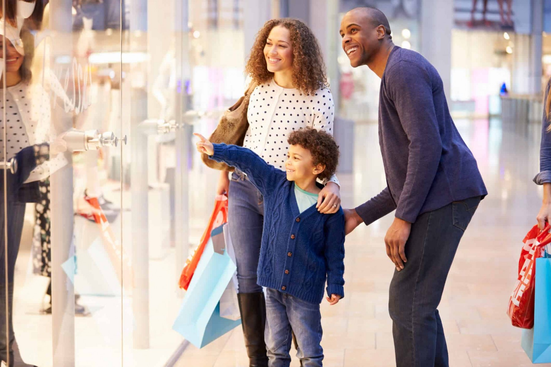 Photo of the hotel Sofitel New York: Family shopping